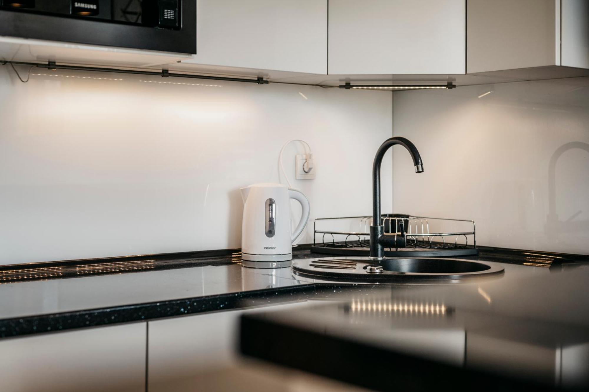 Nocosfera Apartament Stawiszynski Kaliszki Exteriör bild